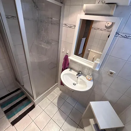 Bauernhof Ruhiges Wohlfühlzimmer Auf Dem Pferdehof Gut - Mit Kochnische, Wlan&kostenlosem Parken *