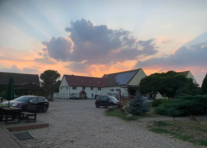 Ruhiges Wohlfuehlzimmer Auf Dem Pferdehof Gut - Mit Kochnische, Wlan & Kostenlosem Parken *